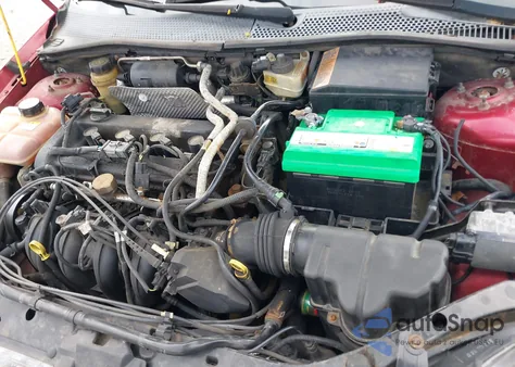 2003 Ford Focus Zx5 из США, поврежденный, VIN 3FAFP37Z03R176259